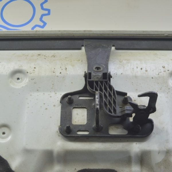 Крюк капота Audi Q5 8R 09-17 8R0-823-480-B