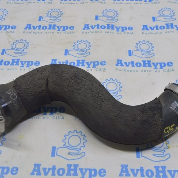 Патрубок интеркулера левый третий Audi Q5 8R 11-17 2.0T, hybrid 8R0-145-993