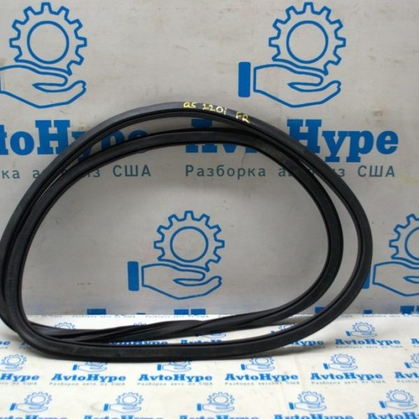 Уплотнитель дверного проема перед прав Audi Q5 80A 18-24 80A831721C