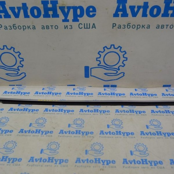 Молдинг дверь-стекло центральный передний левый Audi Q5 80A 20-24 хром (01) царапины 80A853283L 3Q7