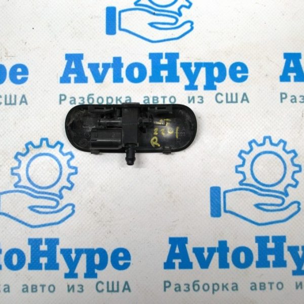 Форсунка омывателя лобового правая Audi Q5 80A 18-24 с подогревом 80A955988A