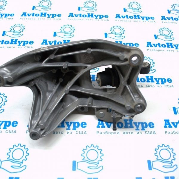 Кронштейн подушки двигателя правый Audi Q5 80A 21-24 MHEV 4M0199308CE