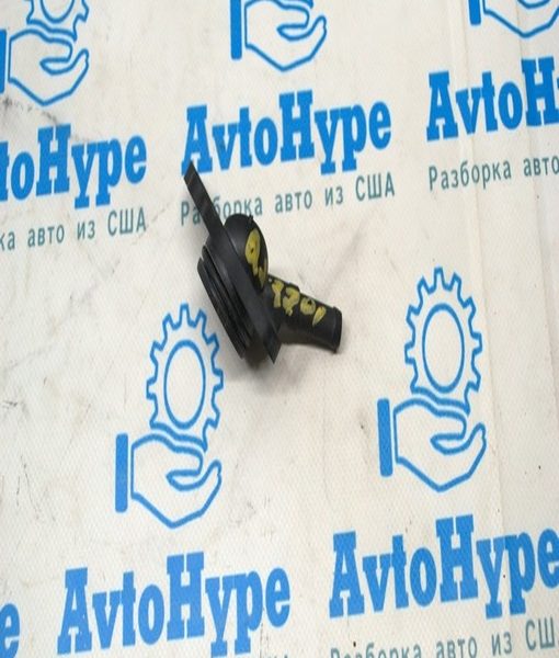 Фланец системы охлаждения Audi Q5 80A 18-24 2.0T, MHEV, PHEV 06K121132