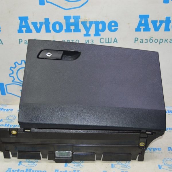 Перчаточный ящик, бардачок Audi Q5 80A 18-24 черный 80B857035C 6PS