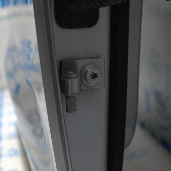 Петля двери нижняя перед прав Audi Q5 80A 22-24 2 части 8V0833404E