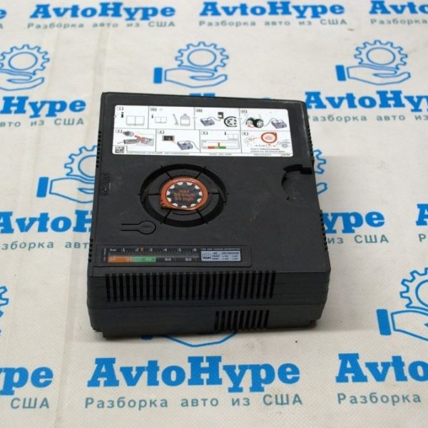 Компрессор подкачки шин Audi Q5 80A 18-24 (01) лопнул корпус 4G0012615C