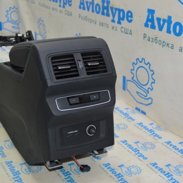 Дефлектор воздуховода центральной консоли Audi Q5 80A 18-24 черный 80A819203C 6PS