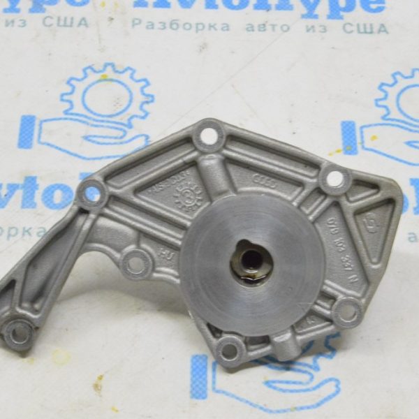 Опорный кронштейн ГРМ Audi RS7 14-15 4.0 tfsi CRDB (01) 079103337N