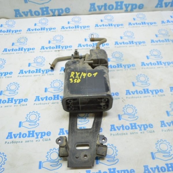 Канистра с углем абсорбер Lexus RX350 10-15 (01) 77740-0E030 77704-48100