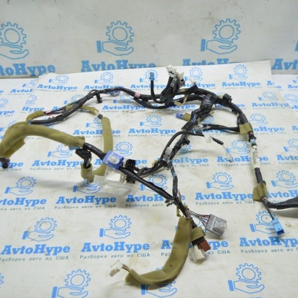 Мультимедийная подторпедная проводка Lexus RX350 RX450h 10-15 Mark Levinson (01) 82142-48e40