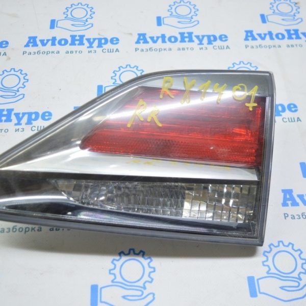 Фонарь внутренний крышка багажника правый Lexus RX350 13-15 рест (01) 81580-0E040