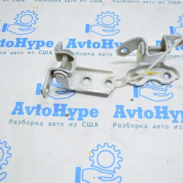 Петля двери нижняя зад прав Lexus RX350 RX450h 10-15 68770-52031