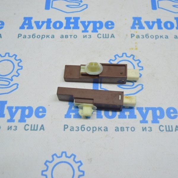 Антенна Keyless Lexus RX350 RX450h 10-15 899A0-47010