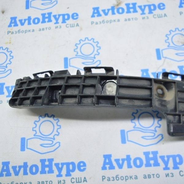 Крепление заднего бампера правое верхнее Lexus RX350 RX450h 10-15 52155-48030