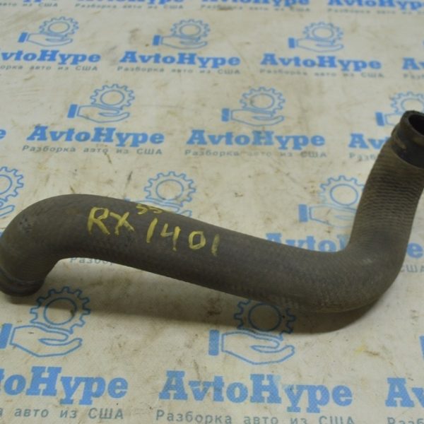 Патрубок охлаждения нижний Lexus RX350 RX450h 10-15 16572-0P200