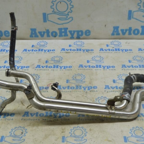 Трубки системы охлаждения металл Lexus RX350 10-15 16322-0P020