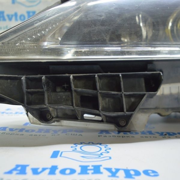 Крепление фары нижнее левое Lexus RX350 RX450 13-15 52134-48040