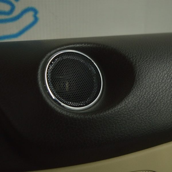 Пищалка в карте дверной перед правой Lexus RX350 RX450h 10-15 mark levinson (01) 86160-0wl20