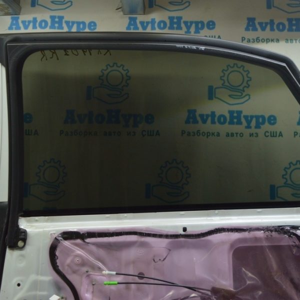 Уплотнитель стекла зад прав Lexus RX350 RX450h 10-15 68142-0E020