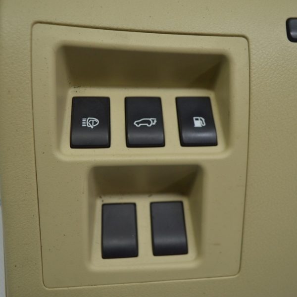 Кнопка омывателя фар Lexus RX350 RX450 10-15 84150-0E020