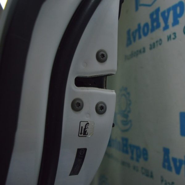 Замок двери зад лев Lexus RX350 RX450h 10-15 69060-60100