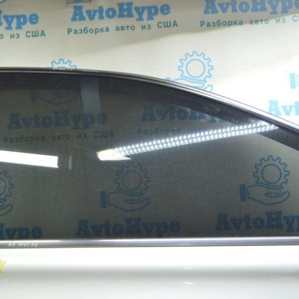 Стекло двери перед прав Lexus RX350 RX450h 10-15 (01) 68101-0E050