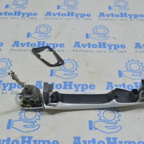 Личинка замка передней левой Lexus RX350 RX450h 10-15 69052-48110