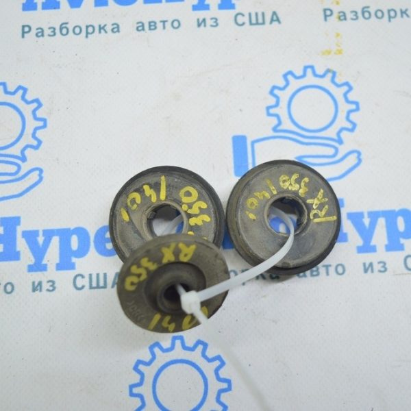 Кронштейн радиатора нижний левый Lexus RX350 RX450h 10-15 16535-0A090