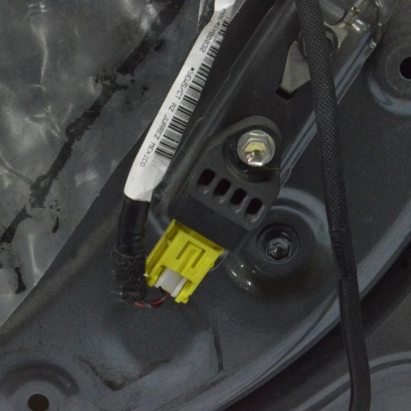 Датчик подушки безопасности дверь прав Lexus RX350 RX450h 10-15 89831-0e020