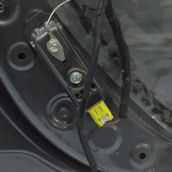 Датчик подушки безопасности дверь лев Lexus RX350 RX450h 10-15 89831-0e020