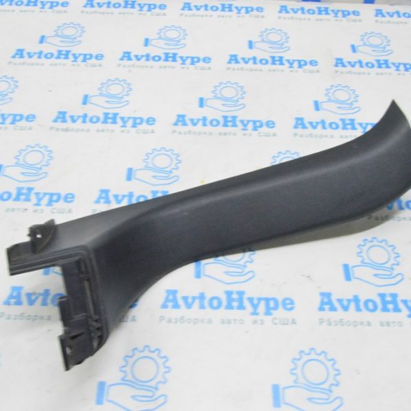 Накладка проема багажника прав Lexus RX350 RX450h 10-15 черн 647530e020c0