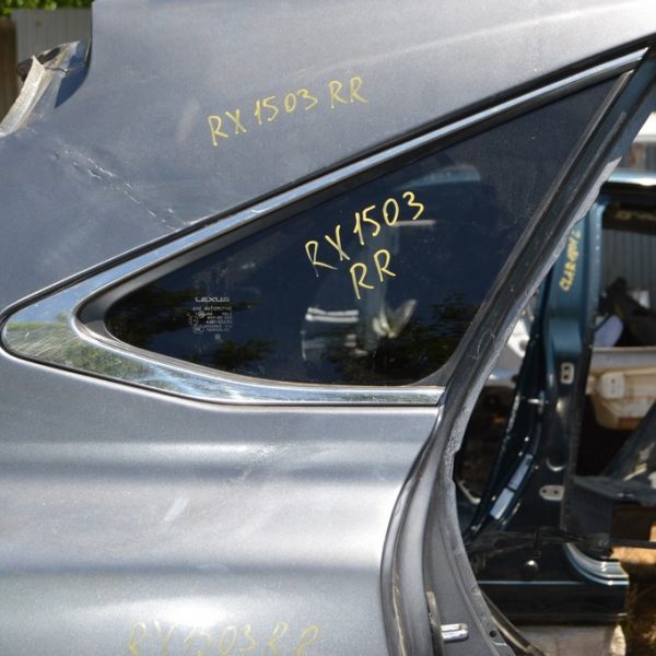 Форточка глухое стекло задняя правая Lexus RX350 RX450h 10-15 хром (03) 62710-0E020