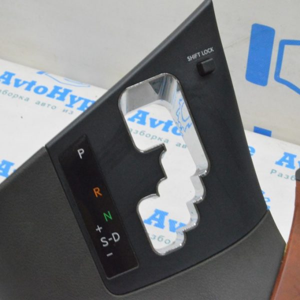 Накладка шифтера КПП Lexus RX350 RX450h 10-15 35907-0E030-C0