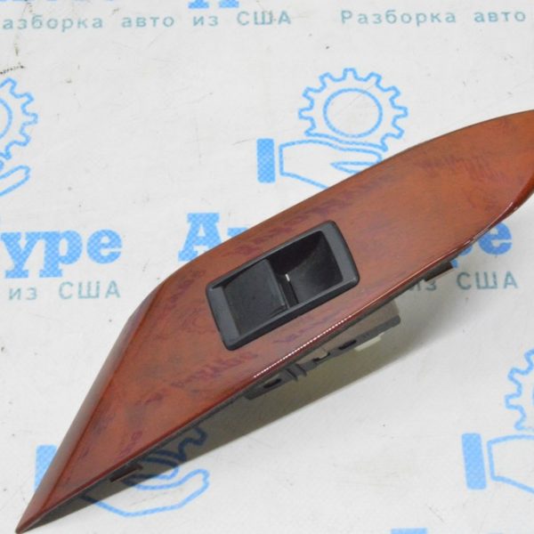 Управление стеклоподъемником задним правым Lexus RX350 RX450h 10-15 с наклад светл дерево 84810-0E021
