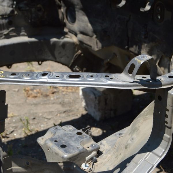 Планка телевизора ресничка левая Lexus RX350 RX450h 10-15 (03) 53203-0E100