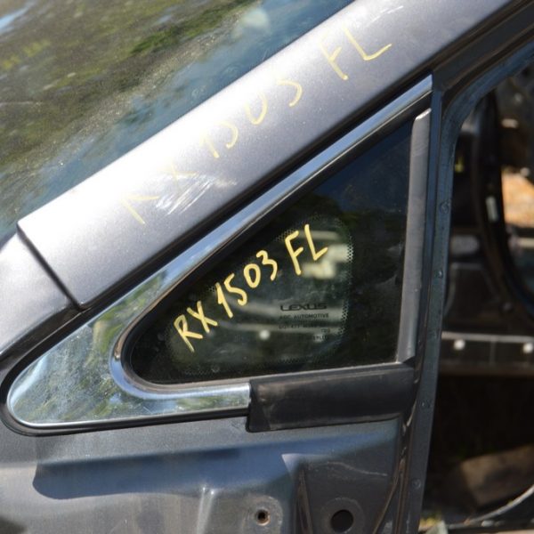 Форточка глухое стекло передняя левая Lexus RX350 RX450h 10-15 хром (03) 62120-0E010