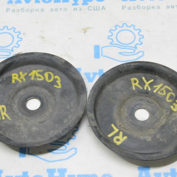 Шайба крепления заднего подрамника правая Lexus RX350 RX450 10-15 53653-0E010