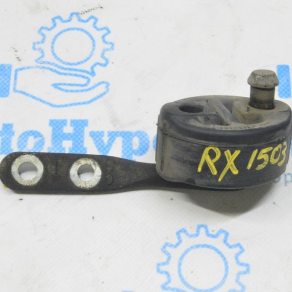 Кронштейн глушителя правый Lexus RX350 10-15 17573-31030
17573