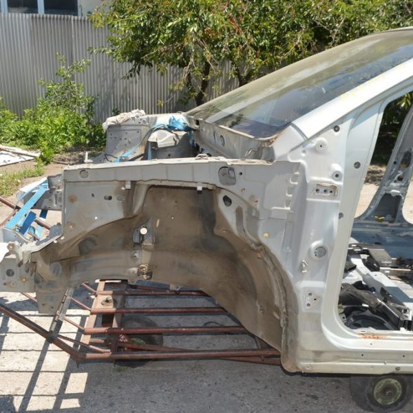 Четверть передняя левая Lexus RX300 RX330 RX350 RX400h 04-09 (02) серебро 53702-0E010