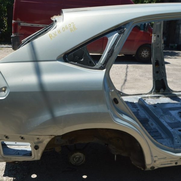 Четверть крыло задняя правая Lexus RX300 RX330 RX350 RX400h 04-09 (02) серебро,без заката деф 61611-48050