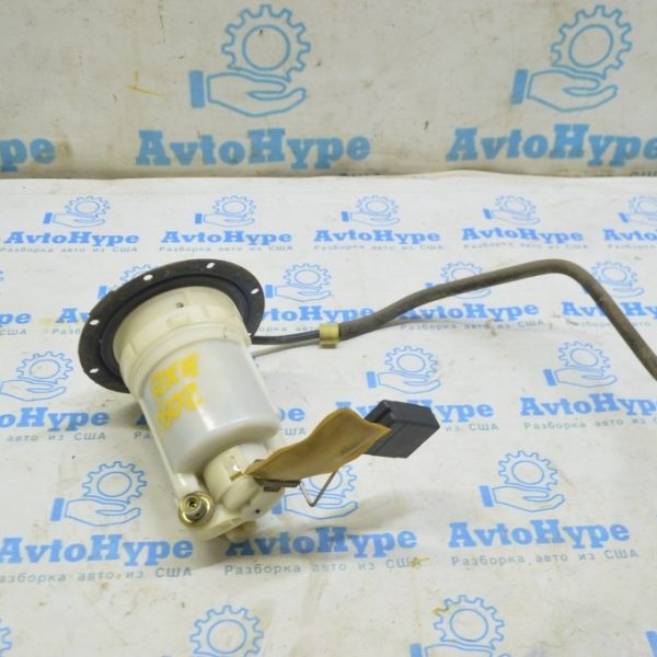 Топливный насос бензонасос Lexus RX400h 06-09 (02) 77020-48070