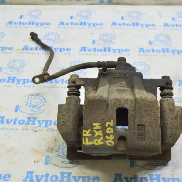 Суппорт передний правый Lexus RX300 RX330 RX350 RX400H 04-09 (02) 47730-48140