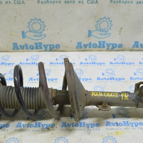 Стойка амортизатора в сборе передняя правая Lexus RX400h 06-09 (02) порван пыльник 48520-49875