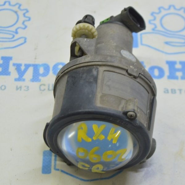 Противотуманная фара птф правая Lexus RX400h 06-09 (02) 81211-48030