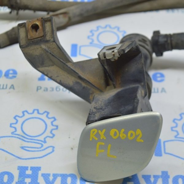 Заглушка под омыватель фар переднего бампера левая Lexus RX400h 06-09 52128-48020-E2