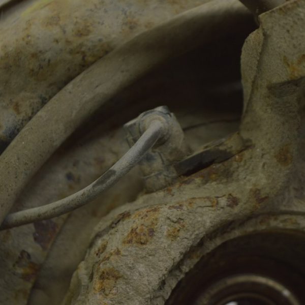 Датчик ABS задний левый Lexus RX300 RX330 RX350 RX400h 04-09 AWD 89546-48030