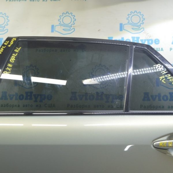 Стекло двери задней левой Lexus RX300 RX330 RX350 RX400h 04-09 68104-48110