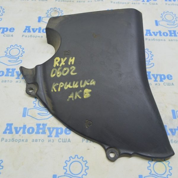 Накладка моторного отсека передняя правая акб Lexus RX400h 06-09 53795-48030