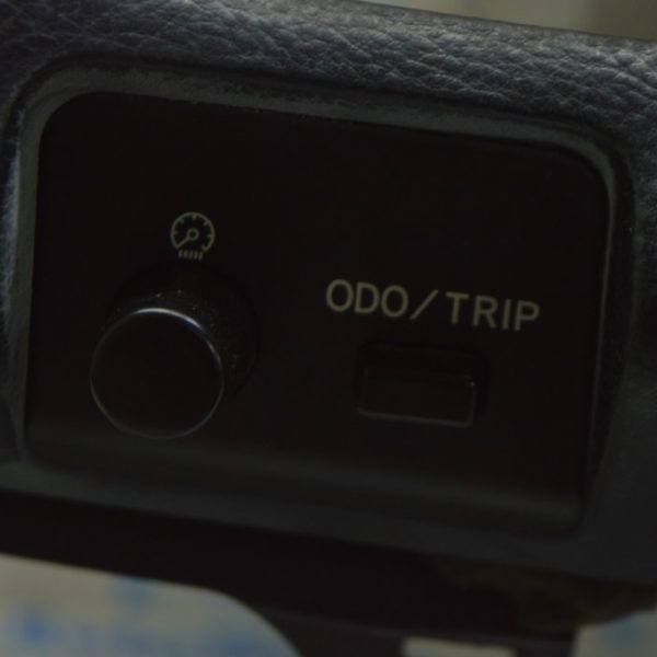 Кнопки управления подсветкой и TRIP Lexus RX300 RX330 RX350 RX400H 04-09 черн 84119-0E010-E0