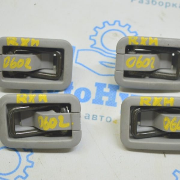 Крюк крепления груза Lexus RX300 RX330 RX350 RX400h 04-09 66310-32010-B2